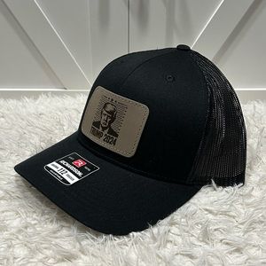 Trucker SnapBack Richardson 112 hat TRUMP mugshot